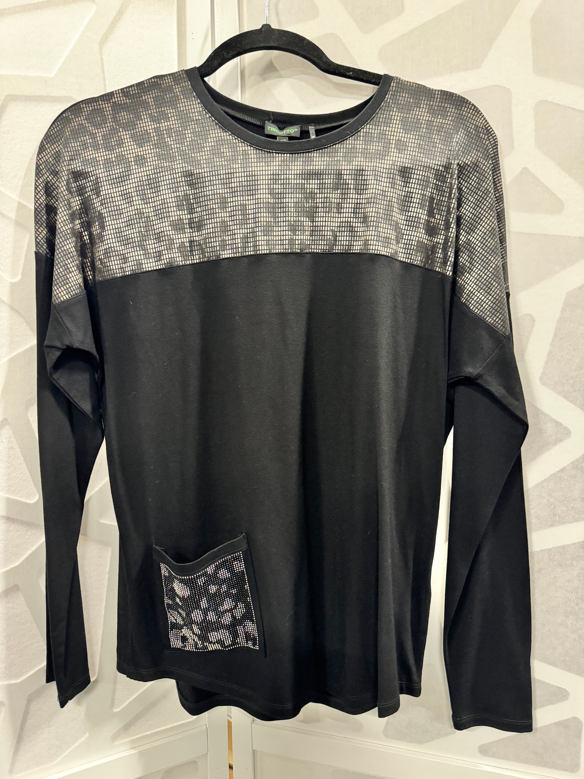 Tricotto - Black and Silver Pullover Cheetah Print